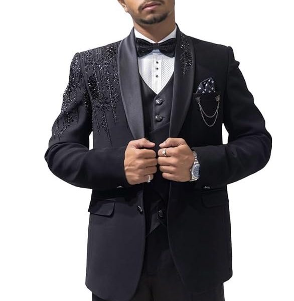 A LOYAL Men Black Solid Slim Fit Tuxedo Suit with Satin Lapel
