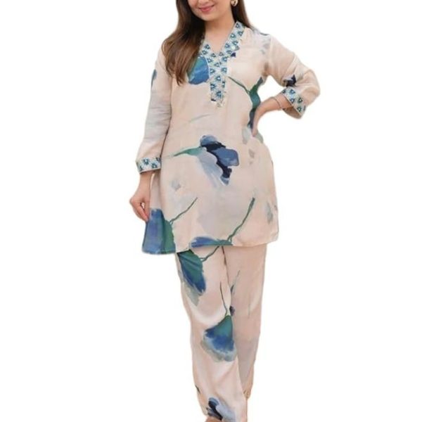 GRECIILOOKS Anarkali Kurta-Set for Women – Viscose Rayon Printed Kurta & Straight Pant | Festive Indian Traditional Outfit Dress for Functions & Puja | Trendy Travel & Streetwear Look for Women | Hangouts | Picnic | Vacation Wear |3/4 Half Sleeeve